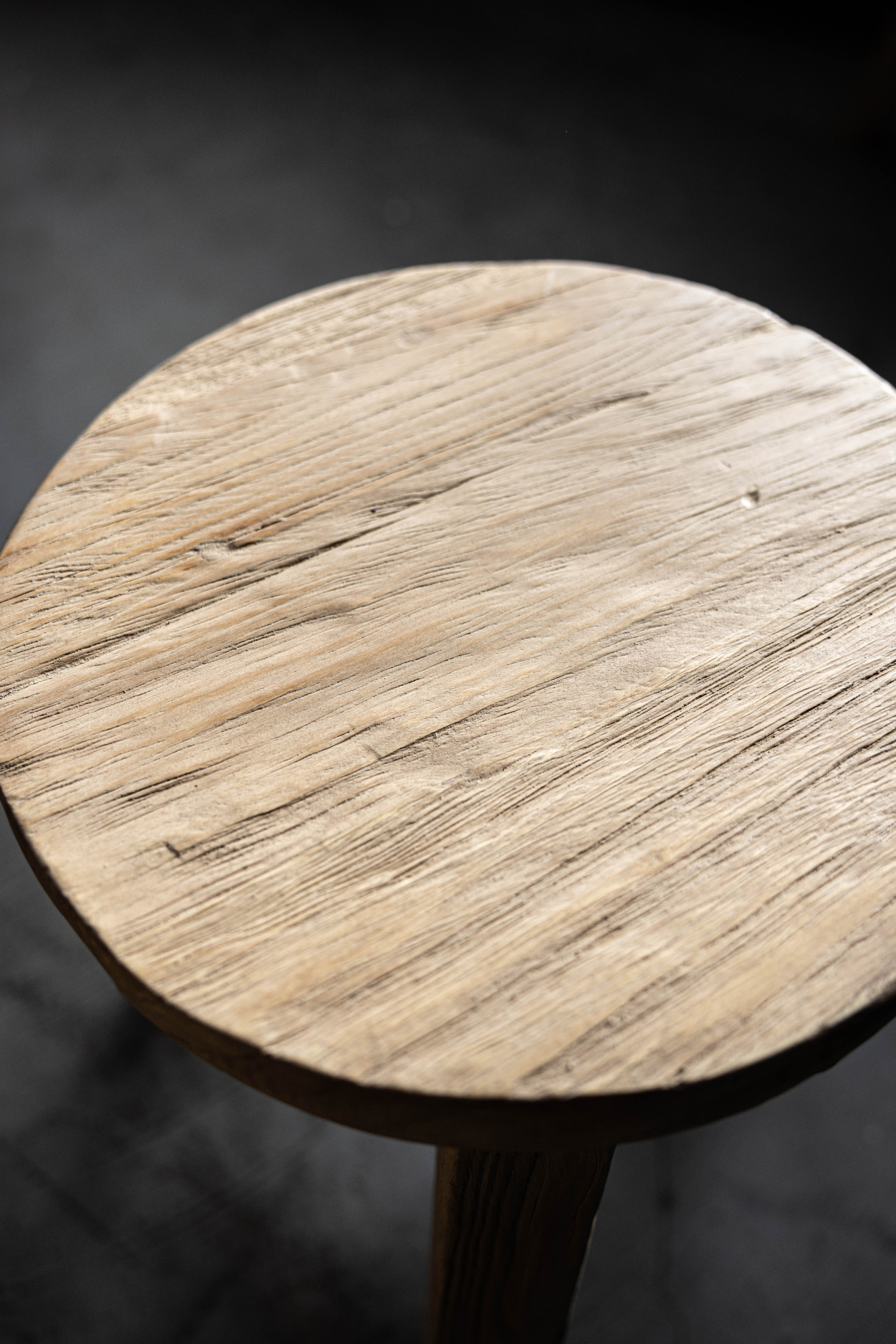 Reclaimed Elm Wood Round Stool