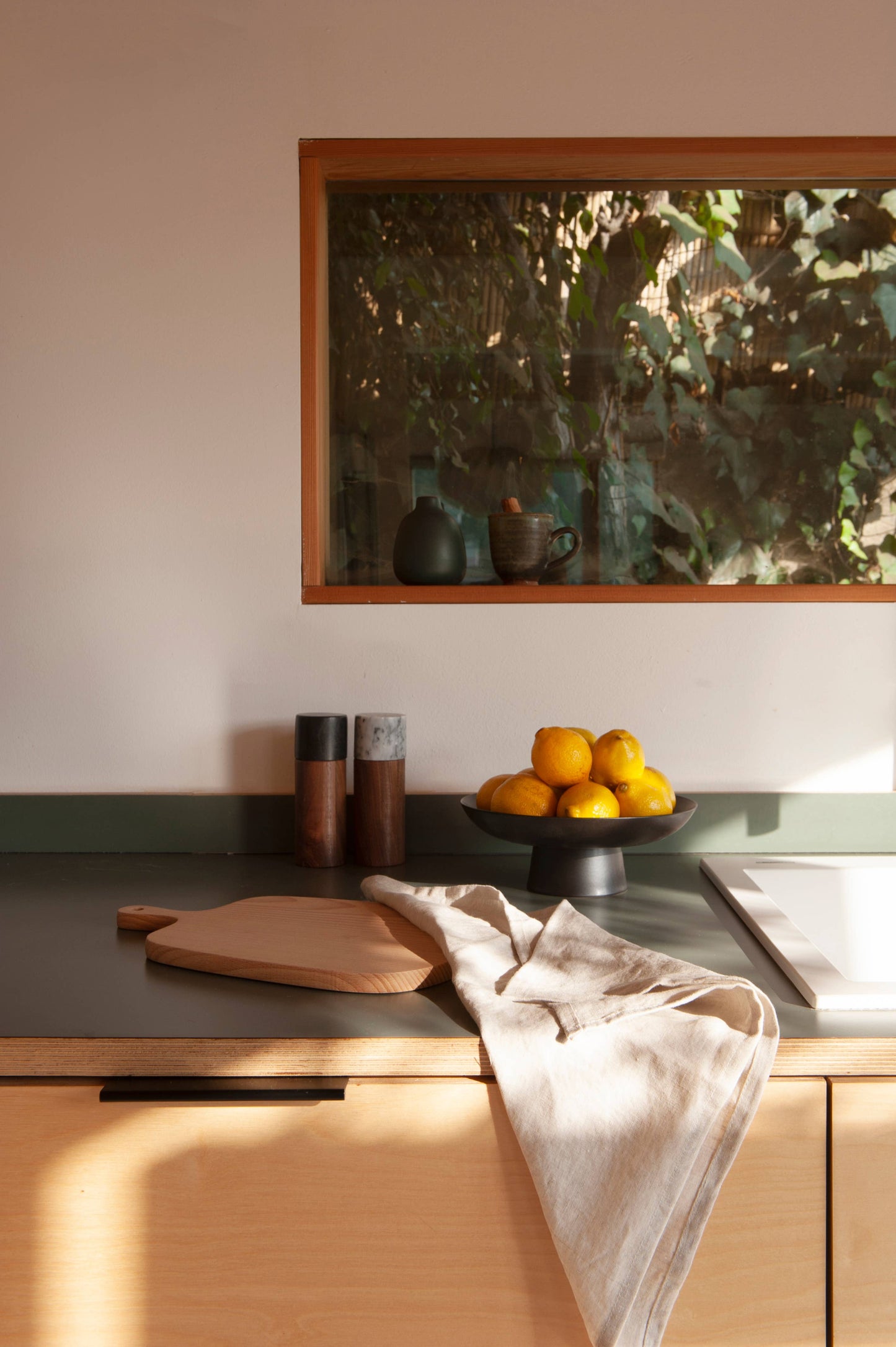 Matte Black Ceramic Footed Bowl