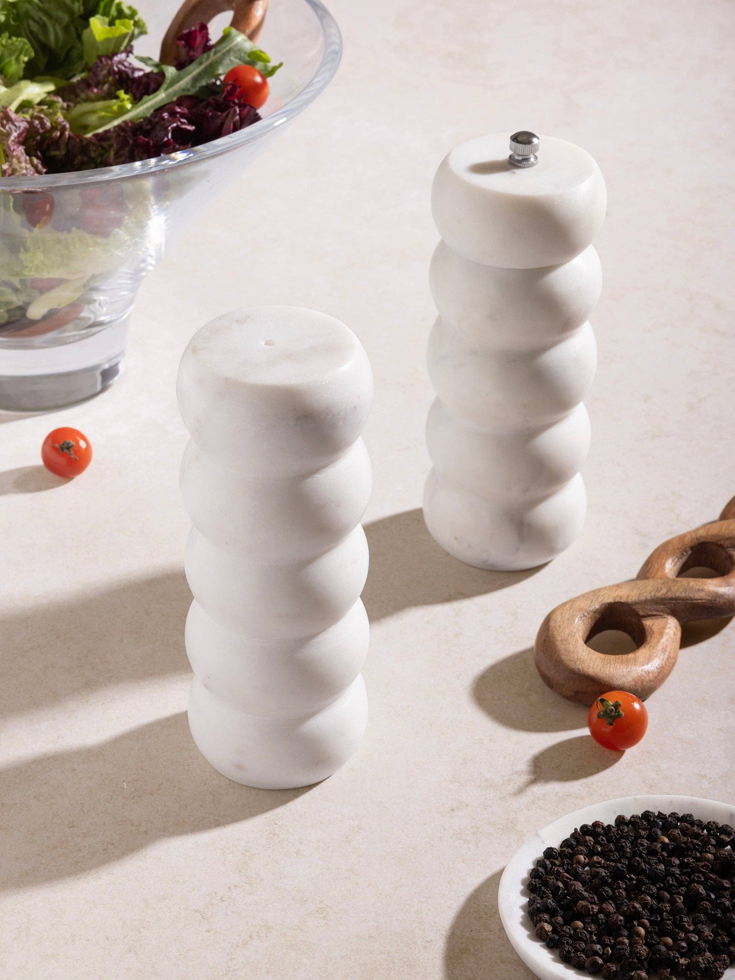 Quinto Sculpted Marble Salt & Pepper Set