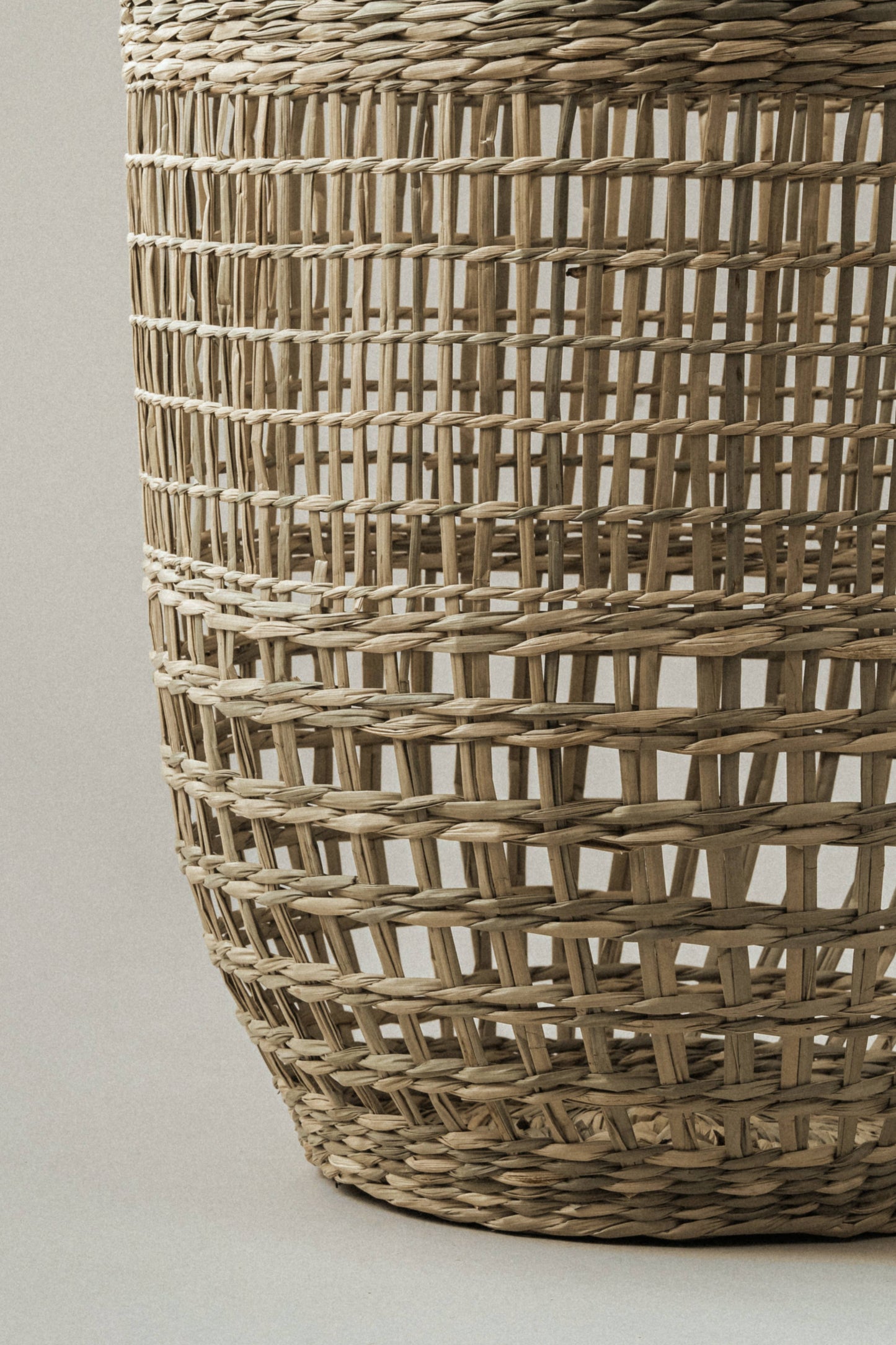 Small Salema Round Seagrass Basket with Handles