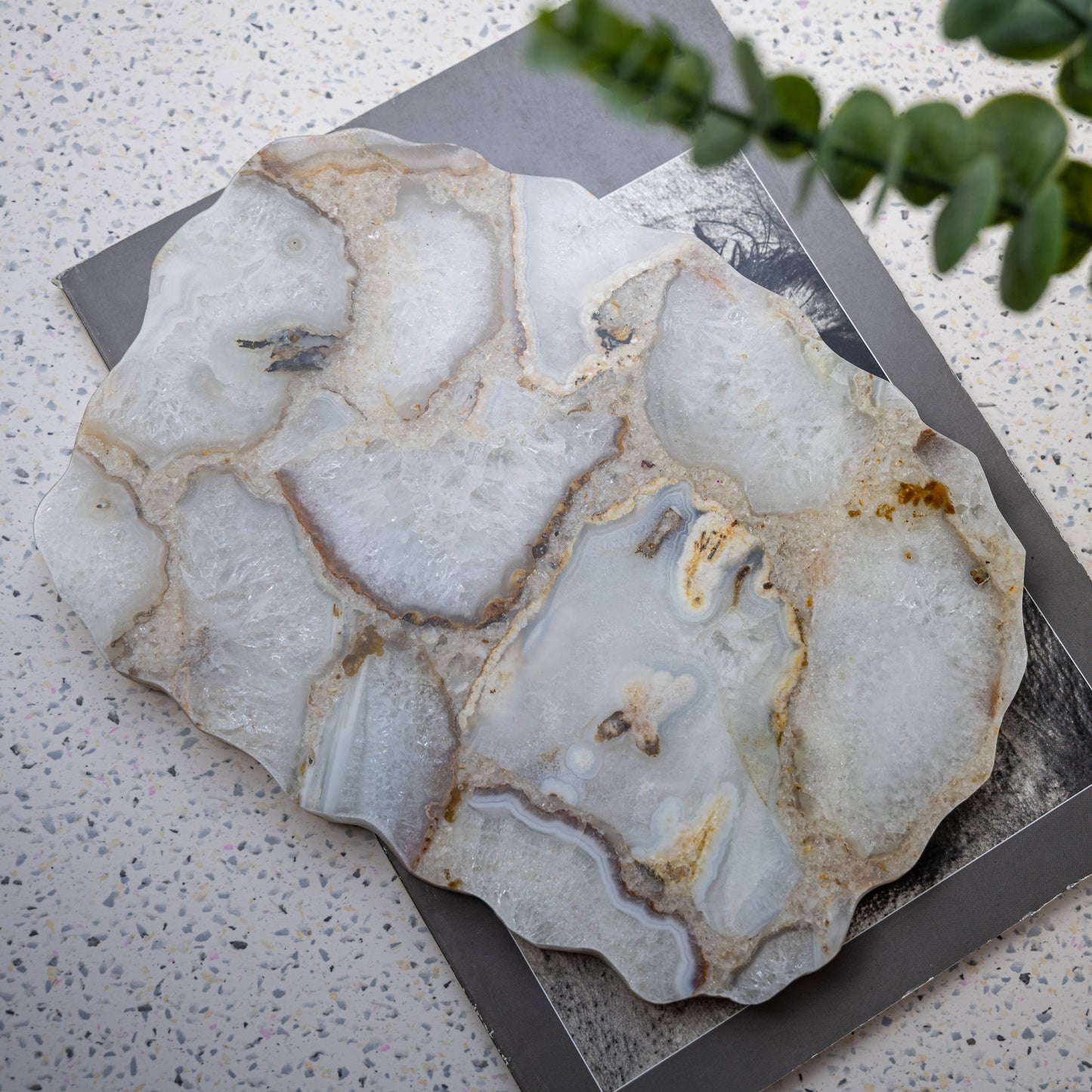 Med. White Agate Organic Platter