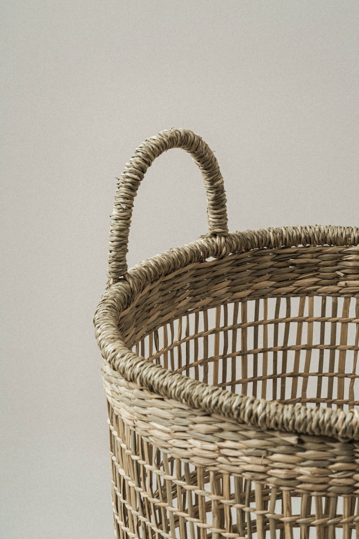 Small Salema Round Seagrass Basket with Handles